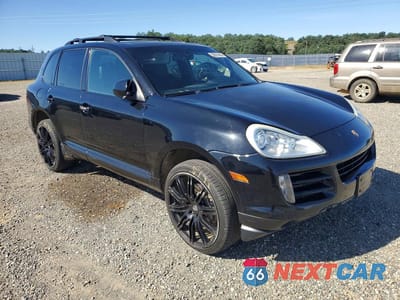 Czwarte zdjęcie samochodu z boku: 2008 PORSCHE CAYENNE S VIN:WP1AB29P28LA42897 - miniatura