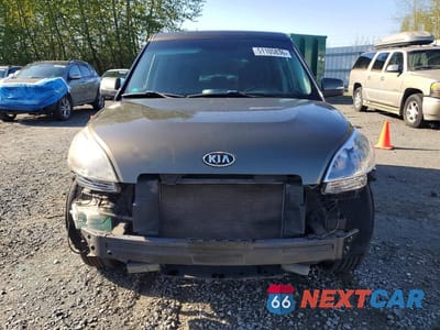 Piąte zdjęcie samochodu w środku: 2012 KIA SOUL + VIN:KNDJT2A6XC7445335 - miniatura