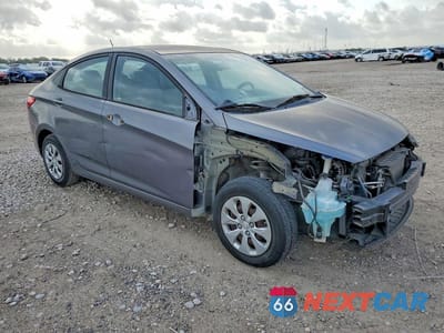 Czwarte zdjęcie samochodu z boku: 2016 HYUNDAI ACCENT SE VIN:KMHCT4AE3GU000644 - miniatura