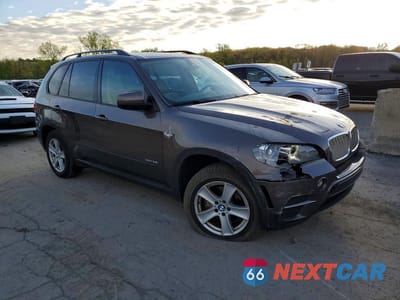 Czwarte zdjęcie samochodu z boku: 2012 BMW X5 XDRIVE35I VIN:5UXZV4C59CL889888 - miniatura
