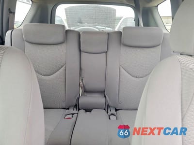 Zdjęcie 10 z 13 samochodu: 2008 TOYOTA RAV4 LIMITED VIN:JTMBK31V885069130 - miniatura