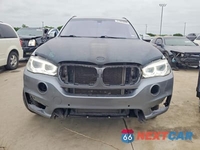 Piąte zdjęcie samochodu w środku: 2016 BMW X5 XDRIVE35I VIN:5UXKR0C59G0P27250 - miniatura
