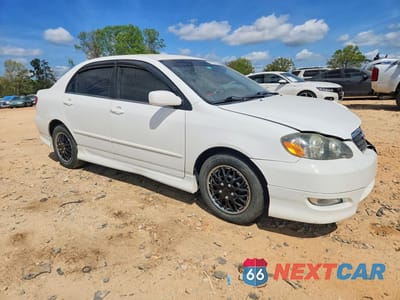 Czwarte zdjęcie samochodu z boku: 2007 TOYOTA COROLLA S VIN:1NXBR30E87Z771204 - miniatura