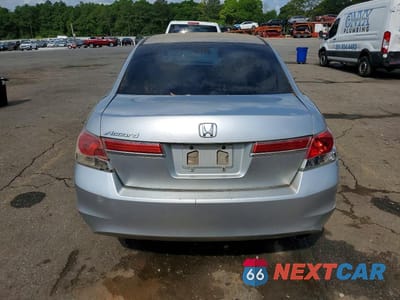 Zdjęcie 6 z 13 samochodu: 2011 HONDA ACCORD LX VIN:1HGCP2F33BA136952 - miniatura