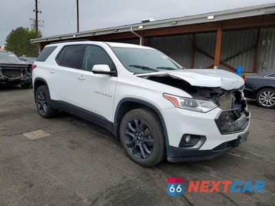 Czwarte zdjęcie samochodu z boku: 2020 CHEVROLET TRAVERSE RS VIN:1GNEVJKW8LJ234178 - miniatura