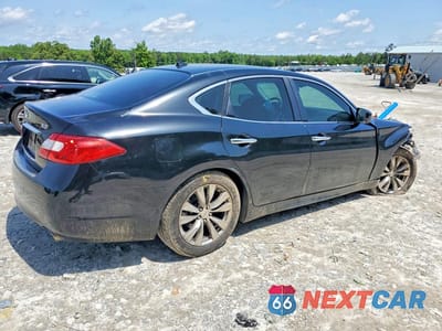 Trzecie zdjęcie samochodu z tyłu: 2013 INFINITI M37 BASE VIN:JN1BY1AP0DM512457 - miniatura