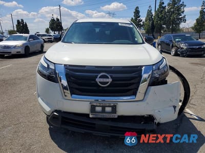 Piąte zdjęcie samochodu w środku: 2024 NISSAN PATHFINDER S VIN:5N1DR3AA3RC279192 - miniatura