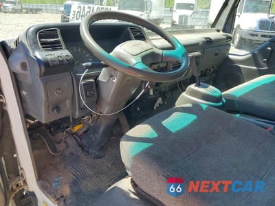 Zdjęcie 8 z 12 samochodu: 2000 ISUZU NPR VIN:JALC4B145Y7013651 - miniatura