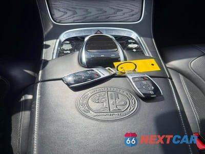 Zdjęcie 12 z 13 samochodu: 2019 MERCEDES-BENZ S 63 AMG 4MATIC VIN:WDDUG8JB8KA453250 - miniatura