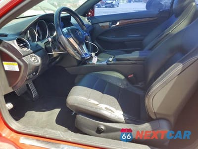 Zdjęcie 7 z 13 samochodu: 2014 MERCEDES-BENZ C 350 4MATIC VIN:WDDGJ8JB4EG184034 - miniatura