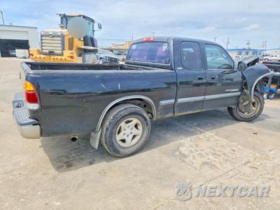 Trzecie zdjęcie samochodu z tyłu: 2000 TOYOTA TUNDRA SR5 VIN:5TBRN3419YS001209 - miniatura