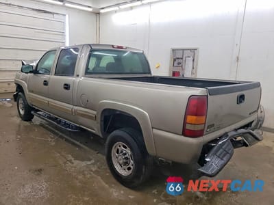Drugie zdjęcie samochodu z przodu: 2001 CHEVROLET SILVERADO C2500 HEAVY DUTY VIN:1GCHC23U11F206866 - miniatura