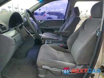 Zdjęcie 7 z 13 samochodu: 2006 HONDA ODYSSEY LX VIN:5FNRL38266B099763 - miniatura