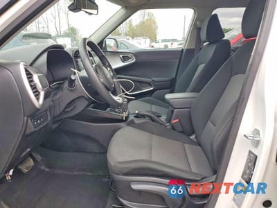 Zdjęcie 7 z 13 samochodu: 2023 KIA SOUL LX VIN:KNDJ23AU2P7868102 - miniatura