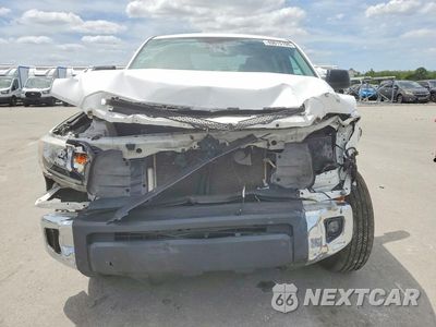 Piąte zdjęcie samochodu w środku: 2021 TOYOTA TUNDRA SR5 VIN:5TFEY5F17MX288804 - miniatura