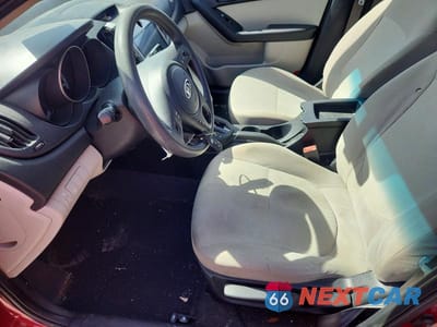 Zdjęcie 7 z 12 samochodu: 2010 KIA FORTE EX VIN:KNAFU4A22A5061714 - miniatura