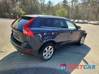 Trzecie zdjęcie samochodu z tyłu: 2013 VOLVO XC60 3.2 VIN:YV4952DZXD2418151 - miniatura