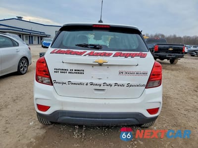 Zdjęcie 6 z 11 samochodu: 2019 CHEVROLET TRAX LS VIN:3GNCJKSB8KL402138 - miniatura