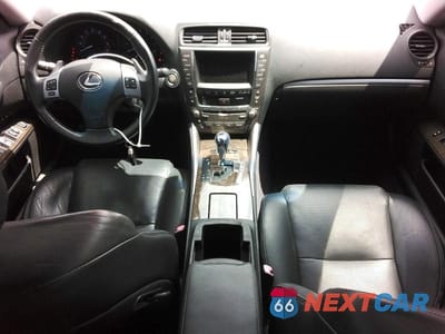 Zdjęcie 8 z 12 samochodu: 2012 LEXUS IS 350 VIN:JTHFE2C27C2507912 - miniatura