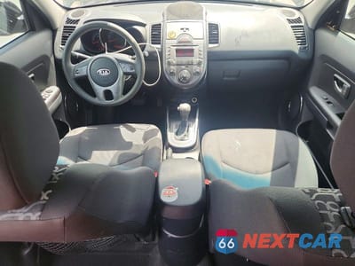 Zdjęcie 8 z 12 samochodu: 2011 KIA SOUL + VIN:KNDJT2A24B7710083 - miniatura