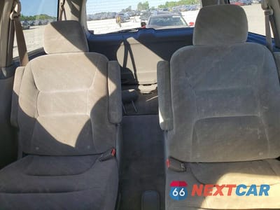 Zdjęcie 10 z 14 samochodu: 2002 HONDA ODYSSEY EX VIN:2HKRL18622H507209 - miniatura