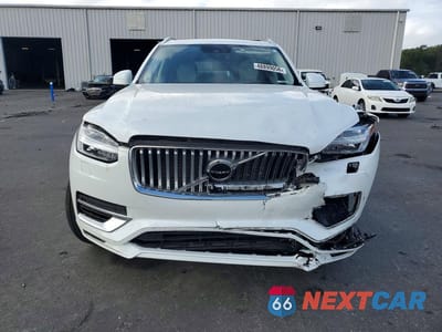 Piąte zdjęcie samochodu w środku: 2022 VOLVO XC90 T8 RECHARGE INSCRIPTION EXPRES VIN:YV4H60CZ8N1832194 - miniatura