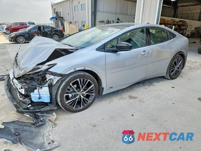 2024 TOYOTA PRIUS LIMITED JTDADABU8R3012102 - główne zdjęcie licytacji z USA - miniatura
