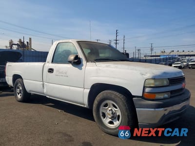 Czwarte zdjęcie samochodu z boku: 2000 CHEVROLET SILVERADO C1500 VIN:1GCEC14W8YE200396 - miniatura