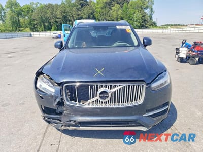 Piąte zdjęcie samochodu w środku: 2019 VOLVO XC90 T6 INSCRIPTION VIN:YV4A22PL4K1457205 - miniatura