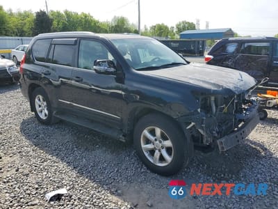 Czwarte zdjęcie samochodu z boku: 2011 LEXUS GX 460 PREMIUM VIN:JTJJM7FX6B5029673 - miniatura