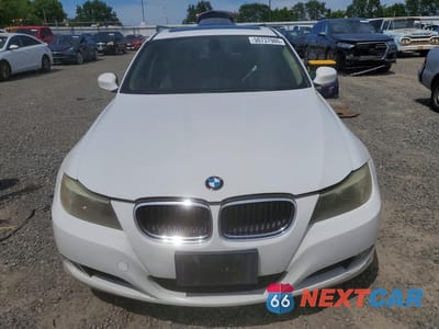 Piąte zdjęcie samochodu w środku: 2011 BMW 328 I SULEV VIN:WBAPH5G59BNM74439 - miniatura
