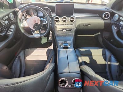 Zdjęcie 8 z 13 samochodu: 2017 MERCEDES-BENZ C 63 AMG VIN:55SWF8GB1HU199506 - miniatura