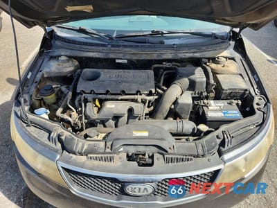 Zdjęcie 11 z 12 samochodu: 2010 KIA FORTE EX VIN:KNAFU4A27A5165387 - miniatura