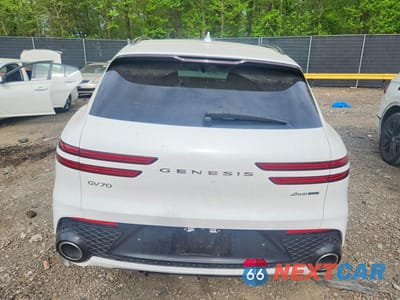 Zdjęcie 6 z 13 samochodu: 2022 GENESIS GV70 3.5T SPORT VIN:KMUMCDTC8NU015834 - miniatura