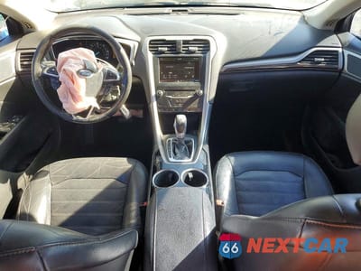 Zdjęcie 8 z 12 samochodu: 2013 FORD FUSION SE HYBRID VIN:3FA6P0LU5DR261009 - miniatura