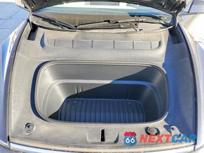 Zdjęcie 12 z 13 samochodu: 2026 TESLA MODEL Y VIN:7SAYGDEE0TF390830 - miniatura