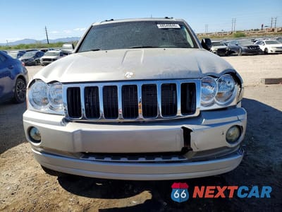 Piąte zdjęcie samochodu w środku: 2006 JEEP GRAND CHEROKEE OVERLAND VIN:1J8HR68276C358472 - miniatura