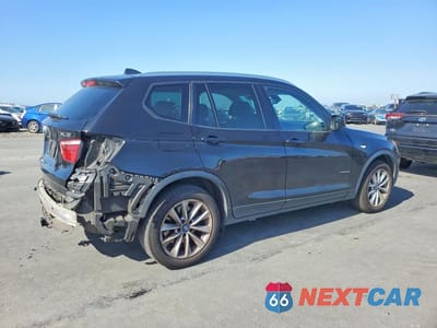 Trzecie zdjęcie samochodu z tyłu: 2013 BMW X3 XDRIVE28I VIN:5UXWX9C56D0A17944 - miniatura
