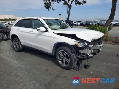 Czwarte zdjęcie samochodu z boku: 2021 MERCEDES-BENZ GLC 300 VIN:W1N0G8DB0MV307465 - miniatura