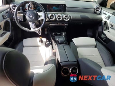 Zdjęcie 8 z 12 samochodu: 2021 MERCEDES-BENZ A 220 4MATIC VIN:W1K3G4FB6MJ299458 - miniatura