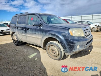 Czwarte zdjęcie samochodu z boku: 2010 HONDA PILOT TOURING VIN:5FNYF4H98AB504200 - miniatura