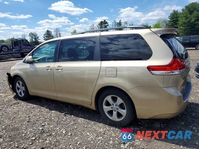 Drugie zdjęcie samochodu z przodu: 2011 TOYOTA SIENNA LE VIN:5TDKK3DCXBS015565 - miniatura