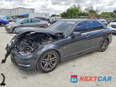 2012 MERCEDES-BENZ C 250 WDDGF4HB2CA621934 - główne zdjęcie licytacji z USA - miniatura