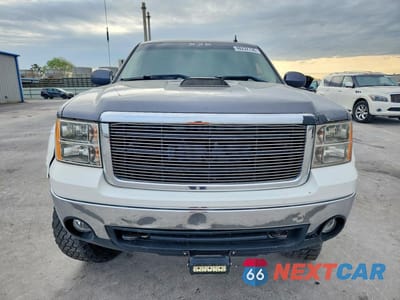Piąte zdjęcie samochodu w środku: 2008 GMC SIERRA K1500 VIN:3GTEK13J68G312745 - miniatura