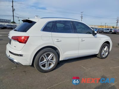 Trzecie zdjęcie samochodu z tyłu: 2022 AUDI Q5 E PREMIUM PLUS 55 VIN:WA1E2AFY6N2015983 - miniatura