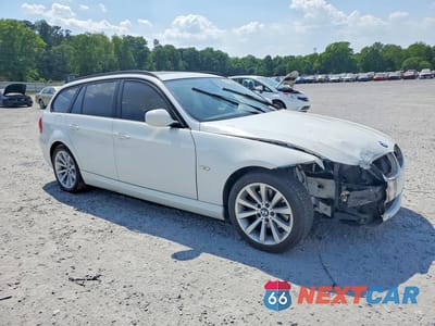Czwarte zdjęcie samochodu z boku: 2011 BMW 328 I VIN:WBAUT9C50BA191546 - miniatura