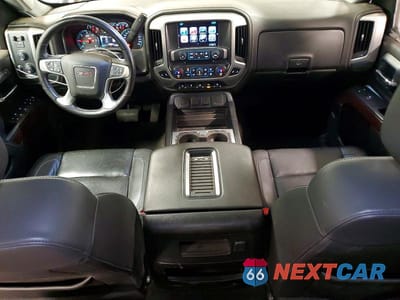 Zdjęcie 8 z 12 samochodu: 2017 GMC SIERRA K2500 SLT VIN:1GT12TEG6HF174458 - miniatura