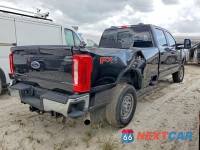 Trzecie zdjęcie samochodu z tyłu: 2024 FORD F250 SUPER DUTY VIN:1FT7W2BA5REF08110 - miniatura