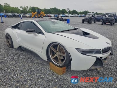 Czwarte zdjęcie samochodu z boku: 2014 BMW I8 VIN:WBY2Z2C52EVX64555 - miniatura