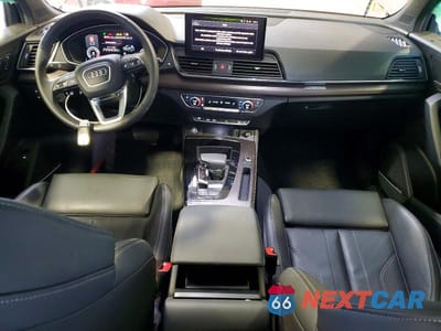 Zdjęcie 8 z 13 samochodu: 2023 AUDI Q5 SPORTBACK PRM PLS 45 VIN:WA15AAFY8P2060199 - miniatura